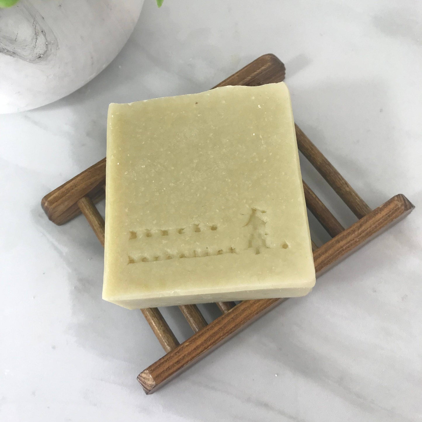 WOODEN SOAP DISH (BAMBOO)